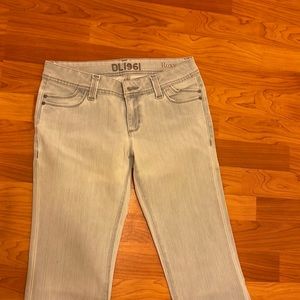 DL1961 Roxy jeans fit and flare 26